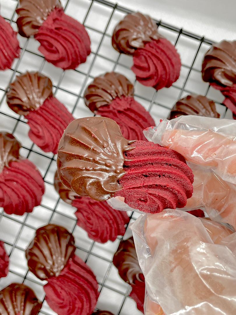 REDVELVET CHOC DIP - Image 3